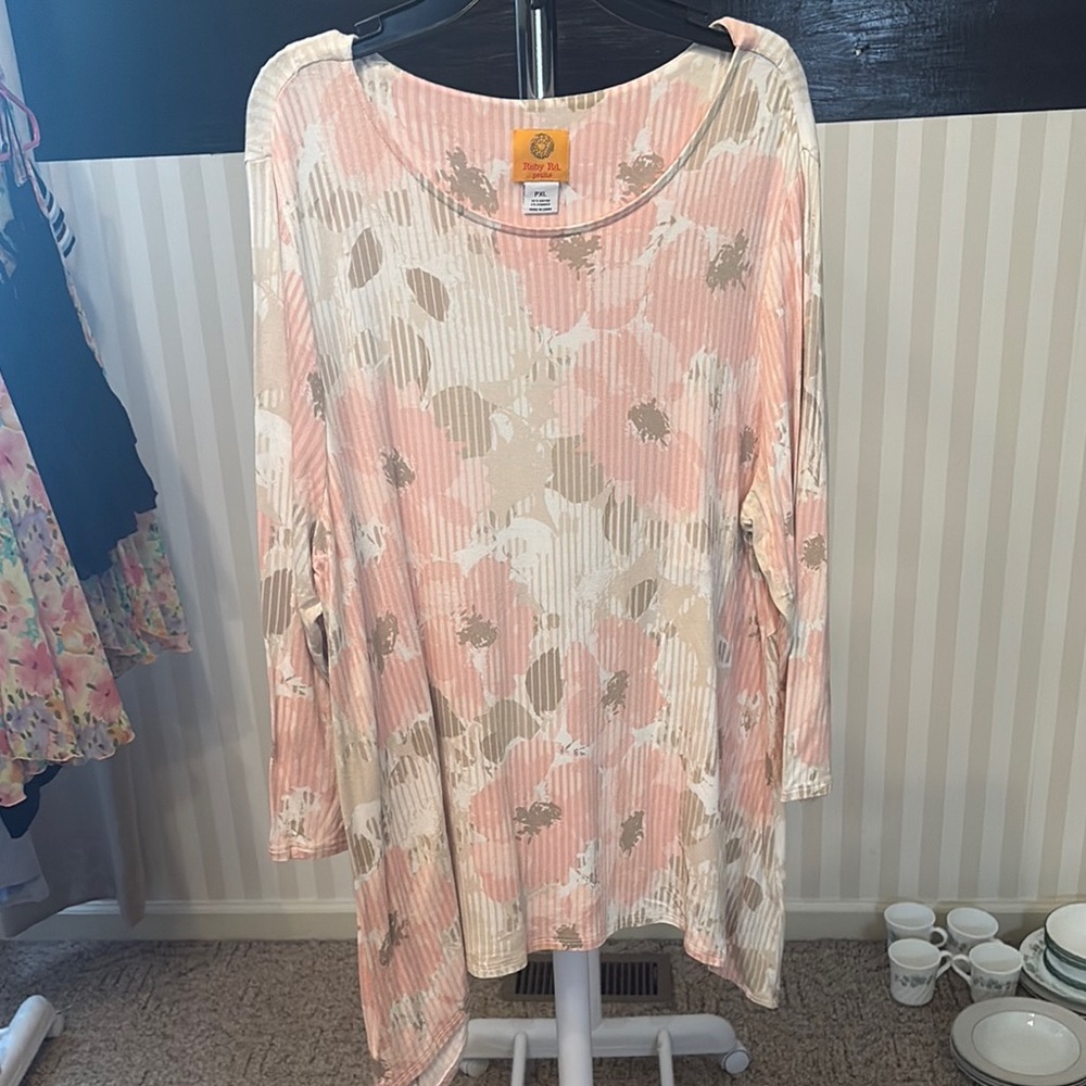 Ruby Rd Pink Ribbed 3/4 Sleeve Tunic - Picture 3 of 5